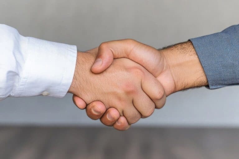 Dstny werkt samen met AFAS en TOPdesk
