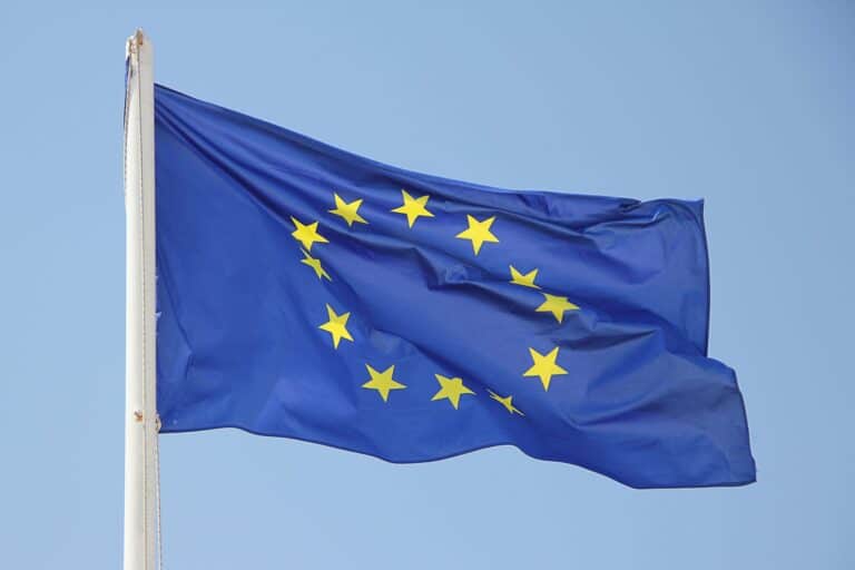 Europese Commissie geeft medewerkers burnertelefoons en laptops voor bezoeken aan VS