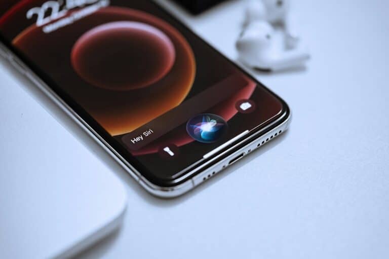 Apple ontkent gebruik van Siri-gegevens voor marketing en benadrukt focus op privacy