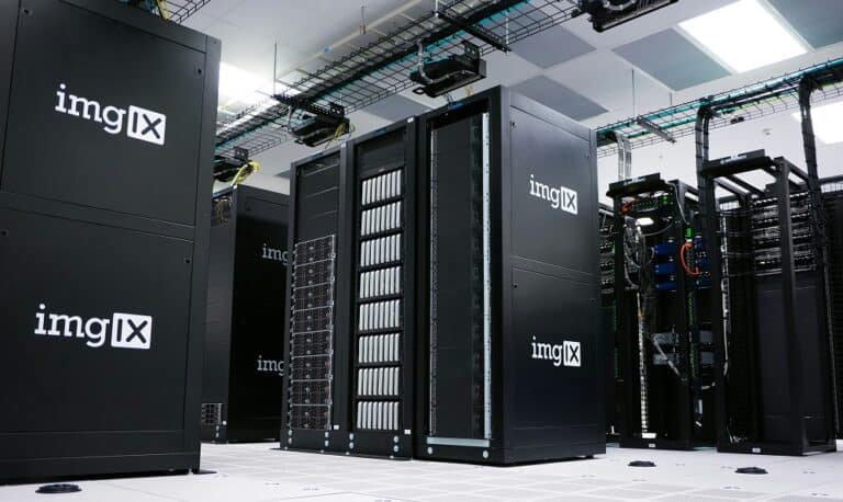 Techreuzen bouwen datacenters in de droogste gebieden ter wereld