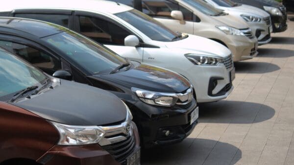 Klassieke bedrijfswagens veroorzaken alleen maar inflatie voor onze economie: tijd voor het mobiliteitsbudget