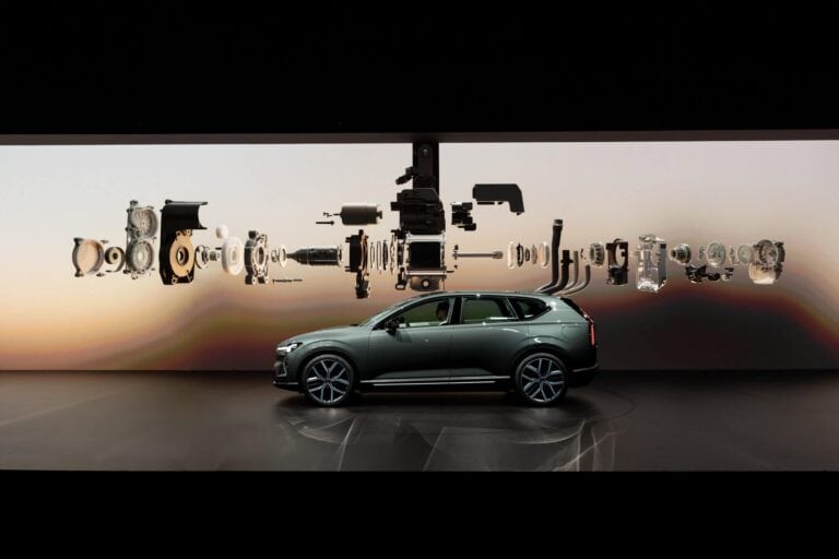 Volvo bouwt eigen softwarefabriek