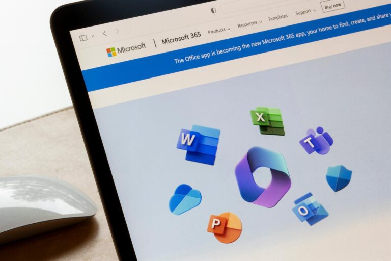 Zoekbalk eindelijk op logische plek in online-versies van Word, Excel en PowerPoint
