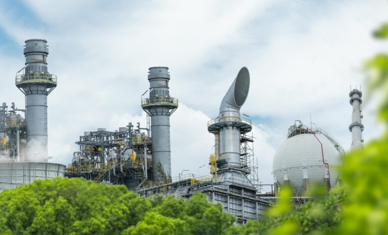 IFS lanceert AI-systeem voor industriële CO₂-reductie