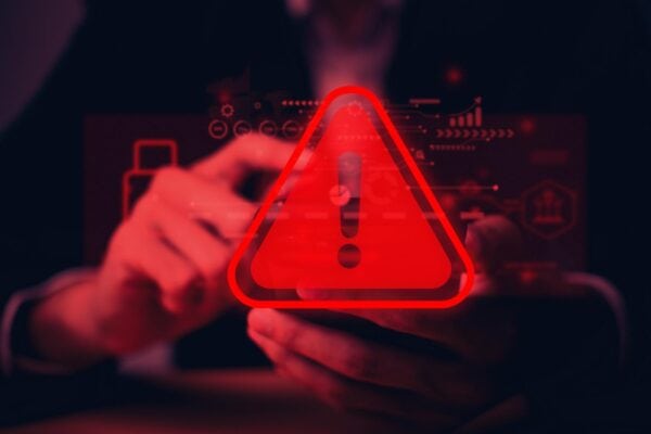 Cybercriminelen werken als pro’s. Waarom verdedigen bedrijven zich dan nog alsof het amateurs zijn?