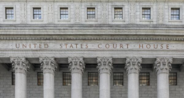 Apple sleept OpenAI voor de rechter om bedrijfsgeheimen