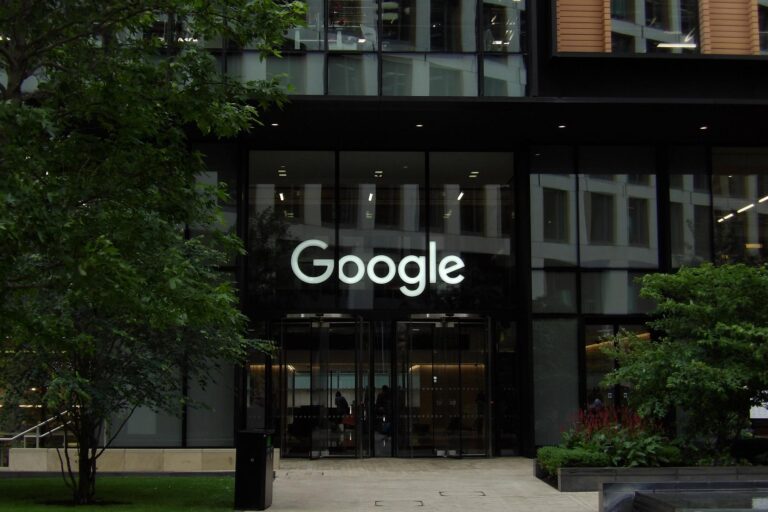 AI-gigant Google vertrouwt eigen AI niet volledig bij werving